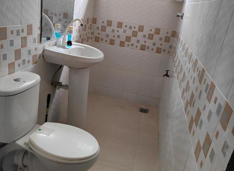 تختخواب و صبحانه Chelsea