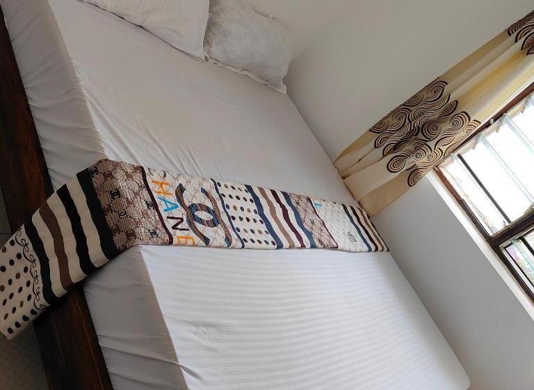 تختخواب و صبحانه Chelsea