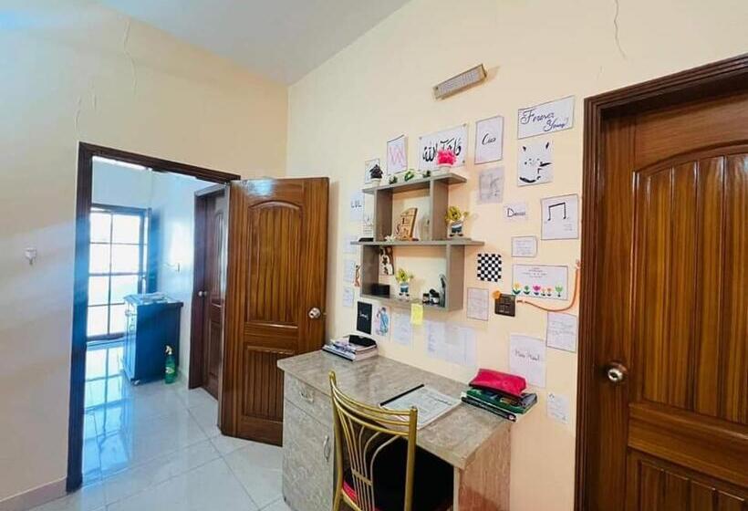 تختخواب و صبحانه Venue Guest House Near Millennium Mall