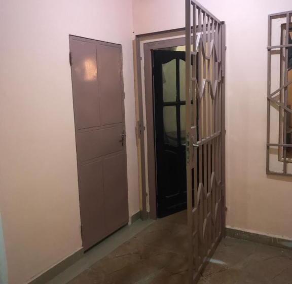 پانسیون Appartements Du Djoué