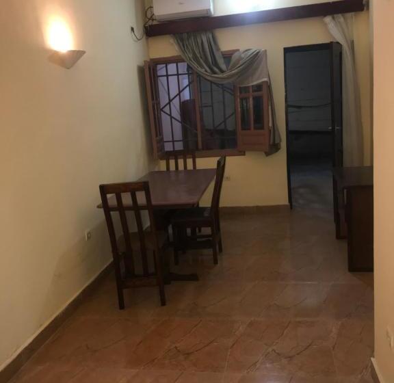 پانسیون Appartements Du Djoué