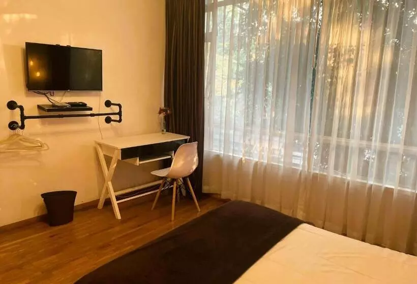 ペンション Habitación En Morada Luna Condesa 4