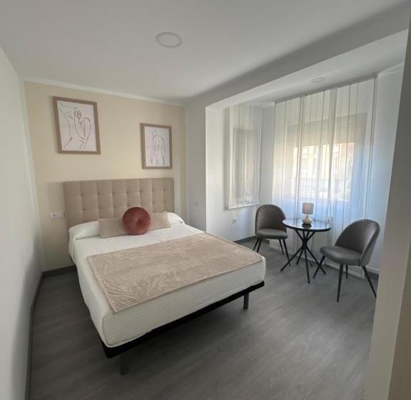 פנסיון Hostal El Jardín