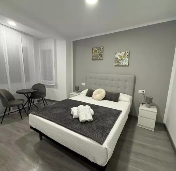 پانسیون Hostal El Jardín