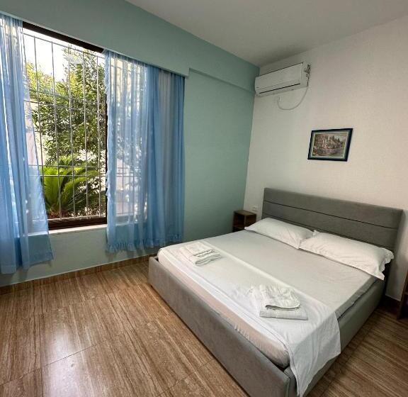 Pensiune Las Palmas Guesthouse