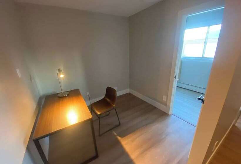 پانسیون Morden Newly Renovated 1br Flats, Walk To Whyte