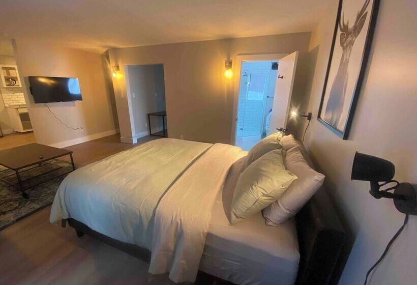 پانسیون Morden Newly Renovated 1br Flats, Walk To Whyte