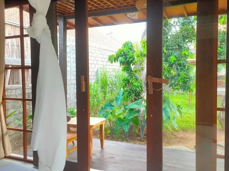 ペンション Vanaya Lodge
