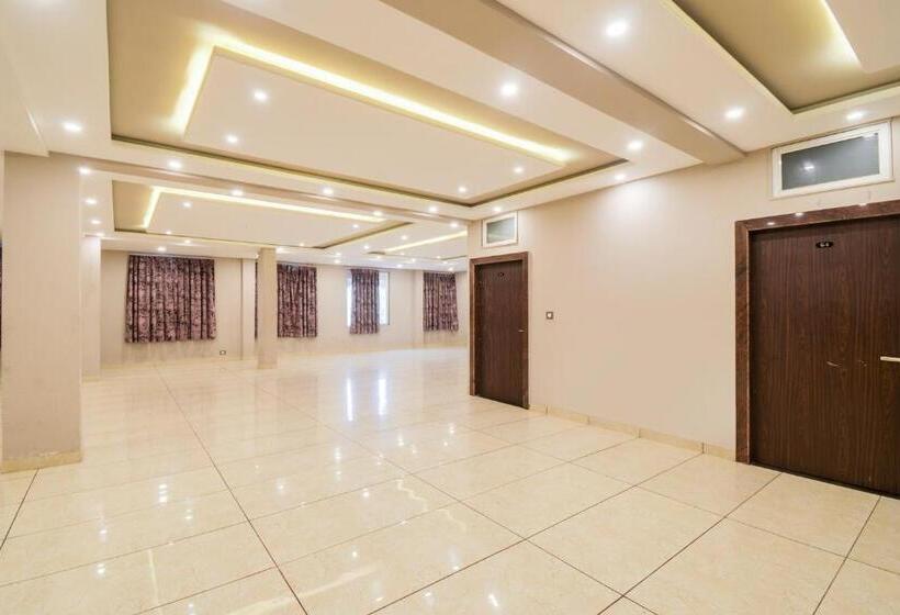 בית מלון כפרי Townhouse Maanvadgarh