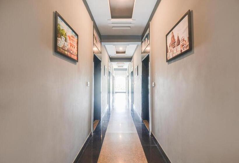 בית מלון כפרי Townhouse Maanvadgarh