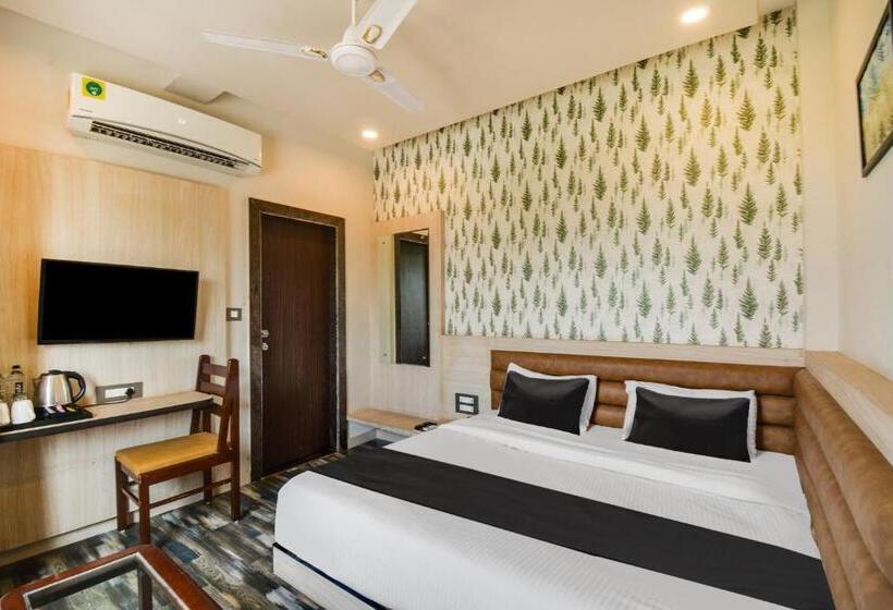 בית מלון כפרי Townhouse Maanvadgarh