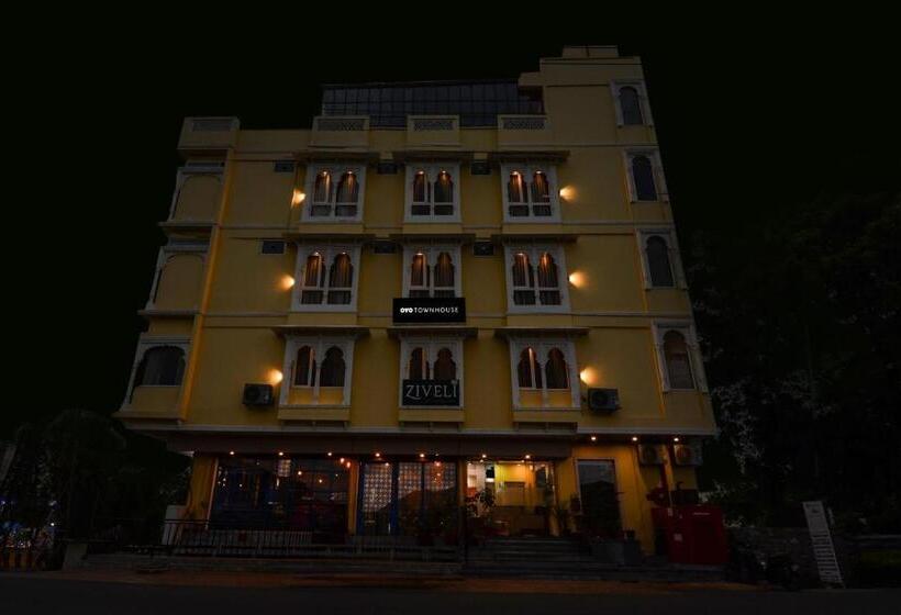 בית מלון כפרי Townhouse Maanvadgarh