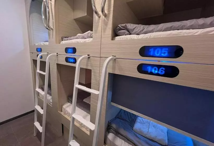 هاستل Coller Chinatown