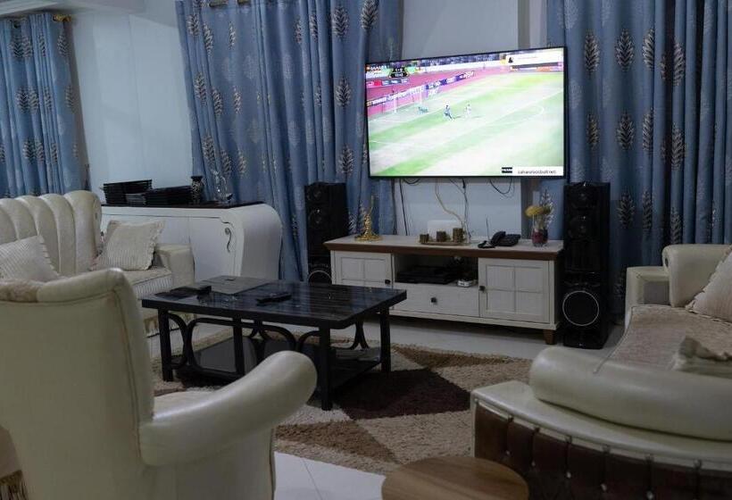 مبيت وإفطار Atom Height Apartment