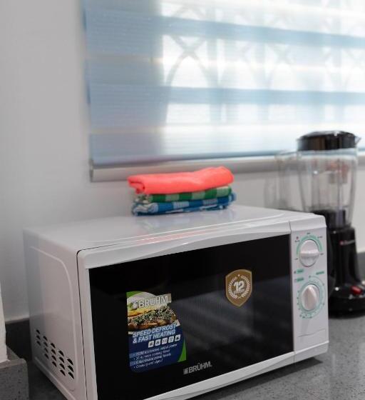 مبيت وإفطار Atom Height Apartment