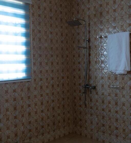 مبيت وإفطار Atom Height Apartment