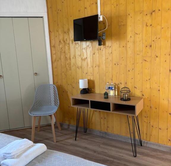 مبيت وإفطار Le Natiflo