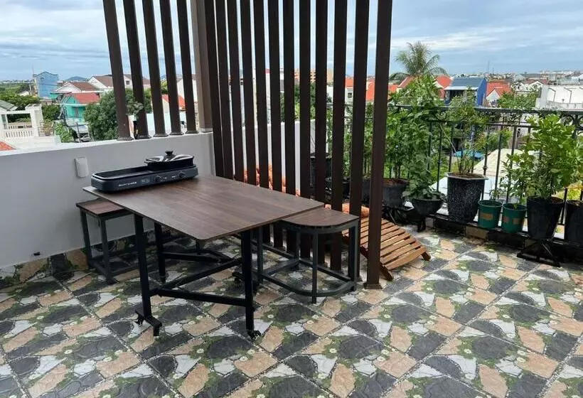 تختخواب و صبحانه Oasis Homestay