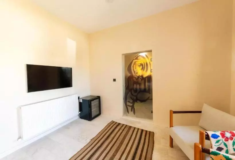 Hotelli Cappadocia Aishe