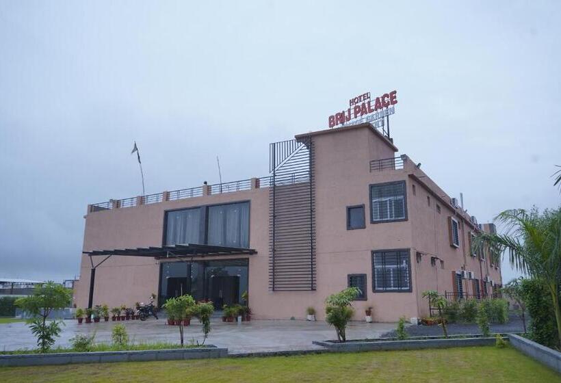 酒店 Brij Palace