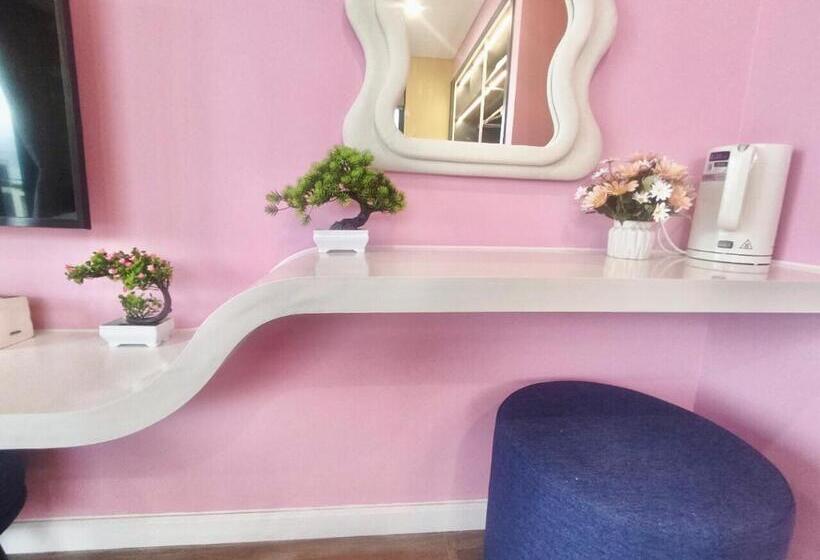 هتل Flamingo Linh Trường   Hải Tiến Khu Nghỉ Dưỡng 5 Sao Cạnh Chùa Bụt