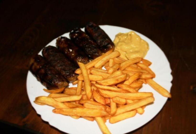 בית מלון כפרי Hanul Lui Matei 1