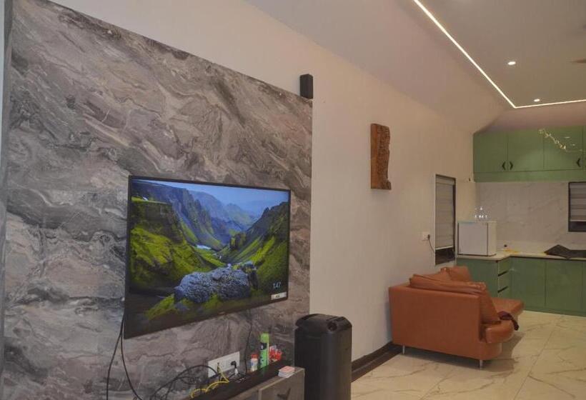 Отель Nsg Royal Resort