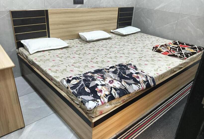 ホテル Shree Ram Guest House