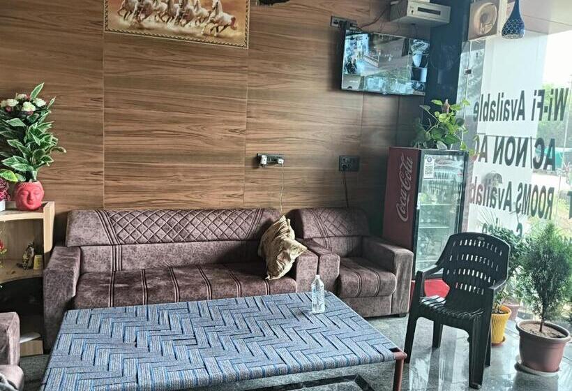 ホテル Shree Ram Guest House