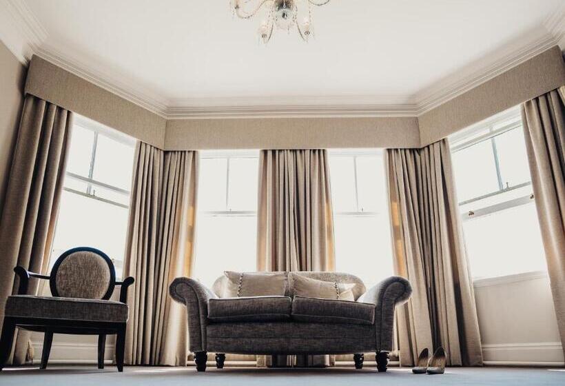 ホテル Tern Hill Hall