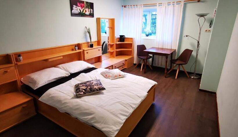 Hotel The3alpacaspieterburen