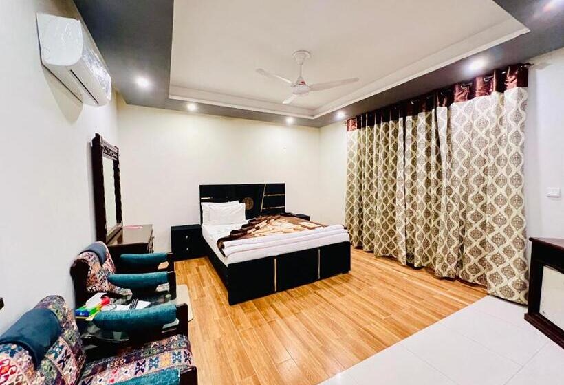 پانسیون Alpine Family Lodges