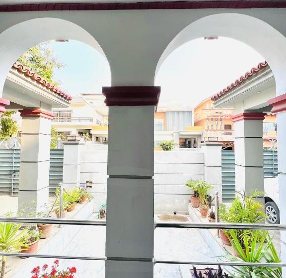 پانسیون Alpine Family Lodges