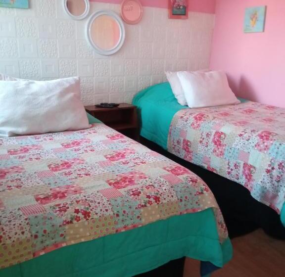 پانسیون Hostal Familiar Alonso De Ercilla