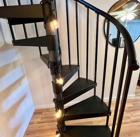 بنسيون Nyc Style Loft W Secret Entrance 6 Mi To Times Sq