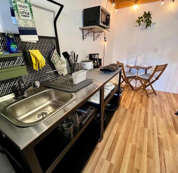 بنسيون Nyc Style Loft W Secret Entrance 6 Mi To Times Sq