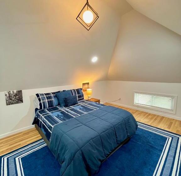 بنسيون Nyc Style Loft W Secret Entrance 6 Mi To Times Sq