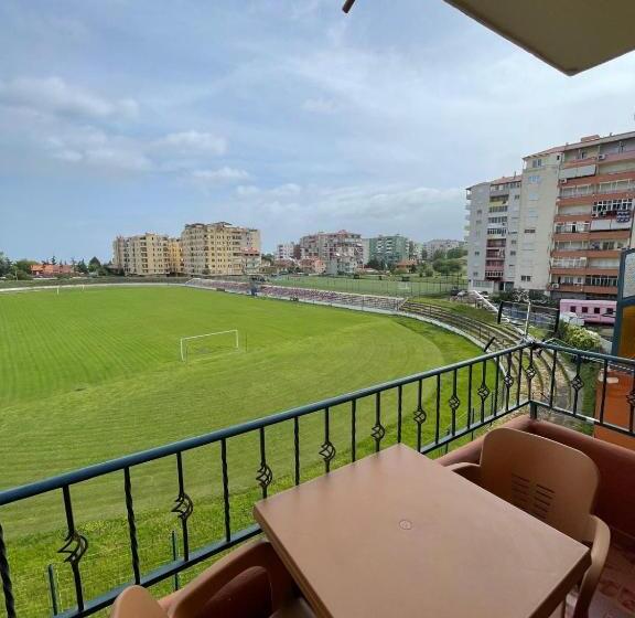 هاستل Dhoma Plazhi1