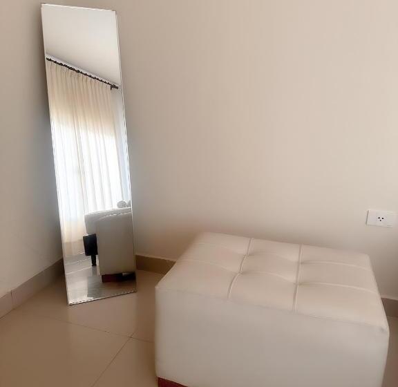 Hostel Suites Viru Viru By Hospedarte