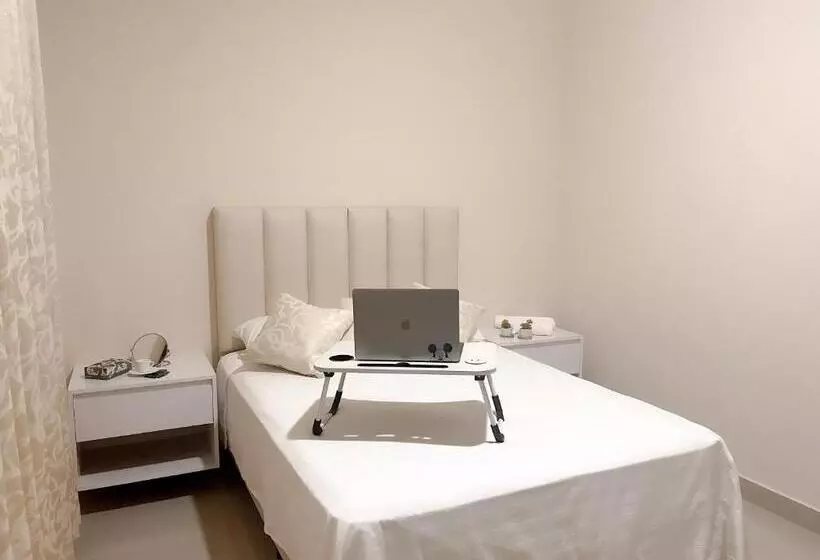 هاستل Suites Viru Viru By Hospedarte