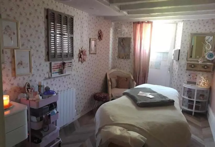 Aamiaismajoitus (B&B) Chambre Parenthèse Cosy Et Institut