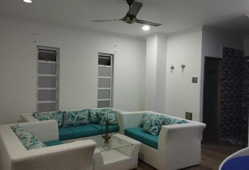 فندق Boutique Spa D85