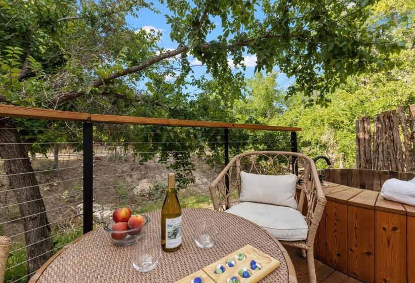 Hotelli Lantana Dome