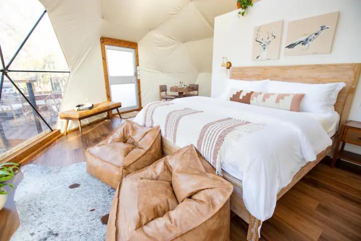 Hotelli Lantana Dome