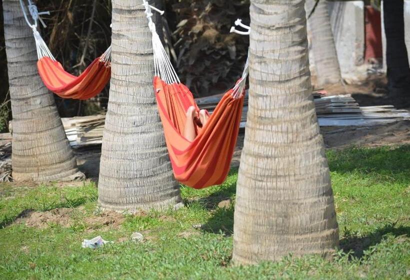 Hotel Ohtelier Home, Máncora