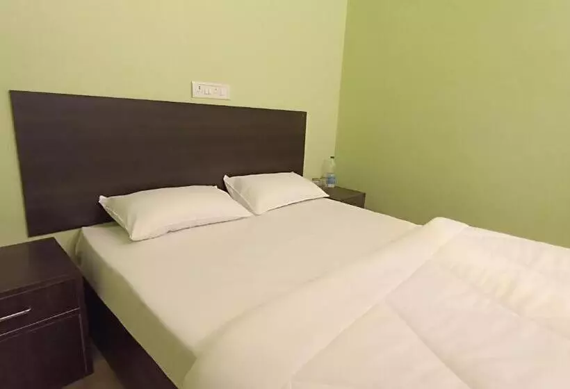 Hotelli Paradise Inn