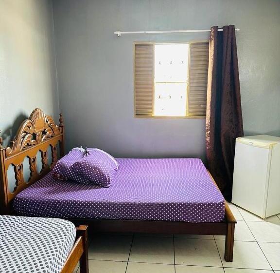 호텔 Pousada Village