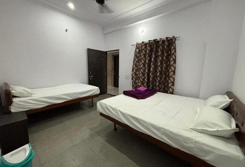 فندق Raghunath Palace