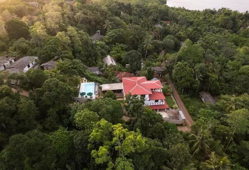 Hotelli Tranquil Escape Hikkaduwa