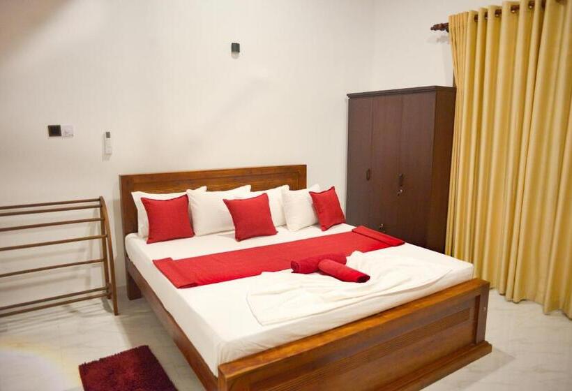 Hotel Tranquil Escape Hikkaduwa